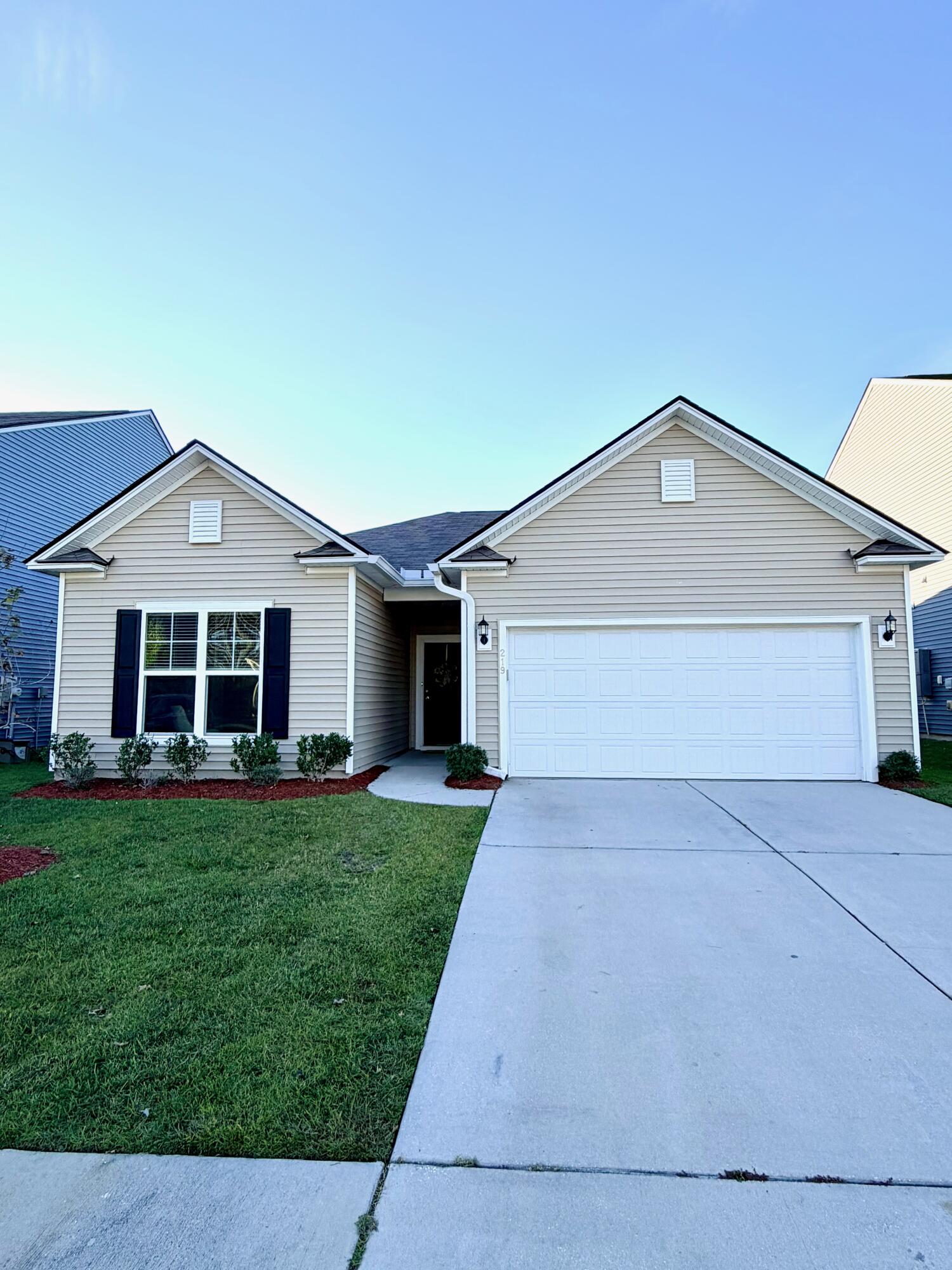 219 Hayworth Road Summerville, SC 29486 - Photo 1 of 37 Front