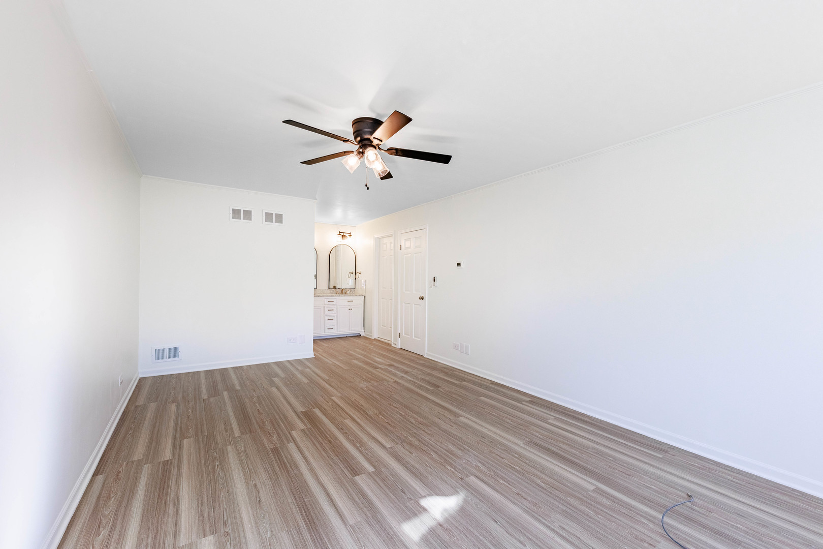 1224 West Whytecliff Road Palatine, IL 60067 - Photo 20 of 50 wooden floor in an empty room