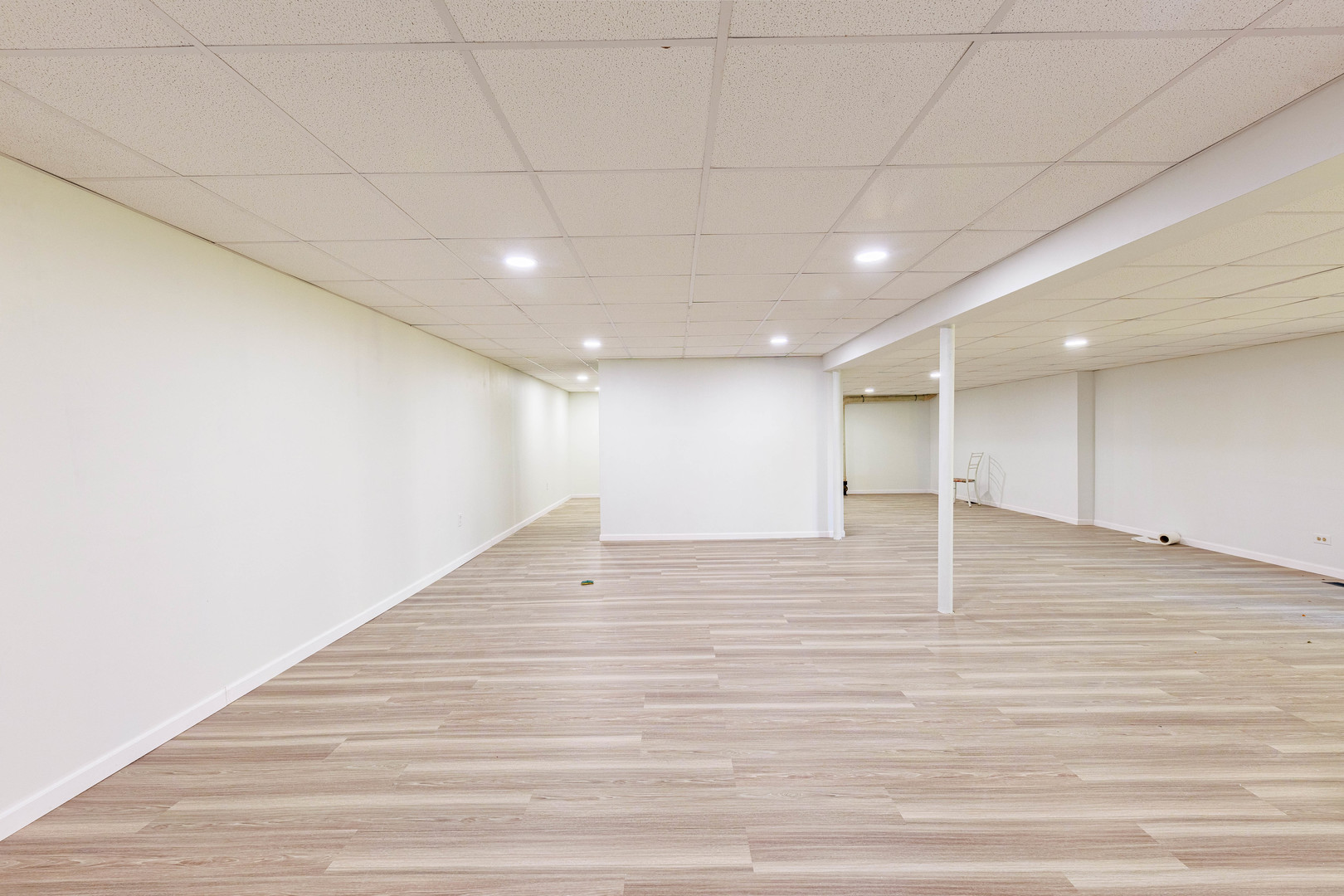 1224 West Whytecliff Road Palatine, IL 60067 - Photo 41 of 50 a view of empty room