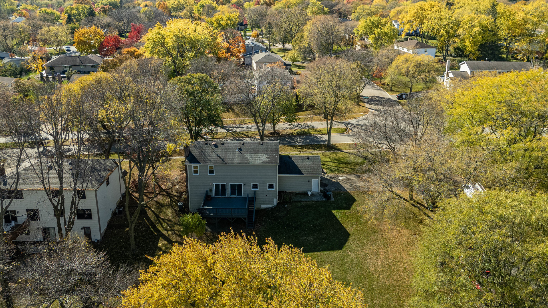 1224 West Whytecliff Road Palatine, IL 60067 - Photo 50 of 50 a view of building with yard