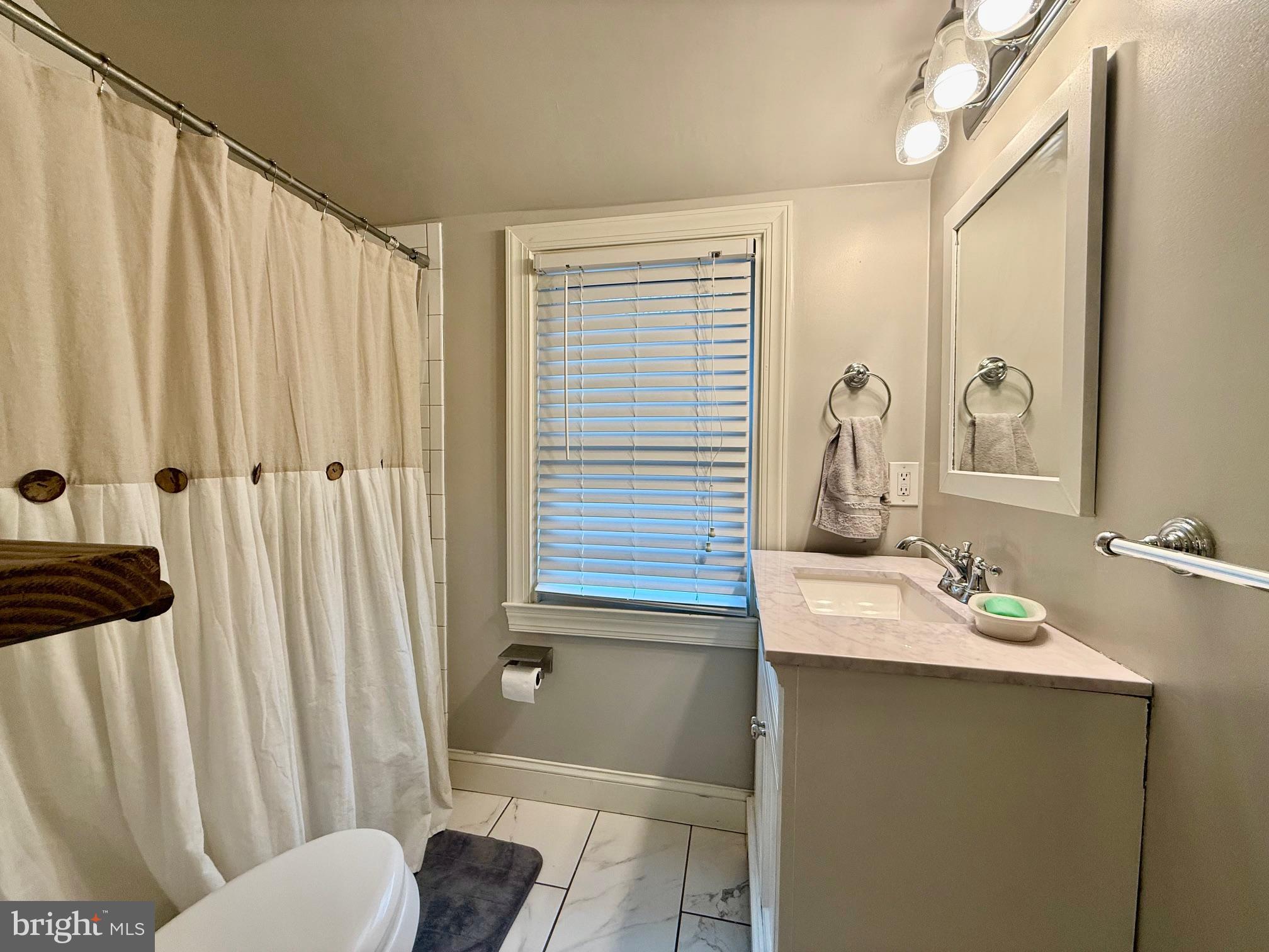 2310 Edge Hill Road Huntingdon Valley, PA 19006 - Photo 21 of 28 Second Floor Bath
