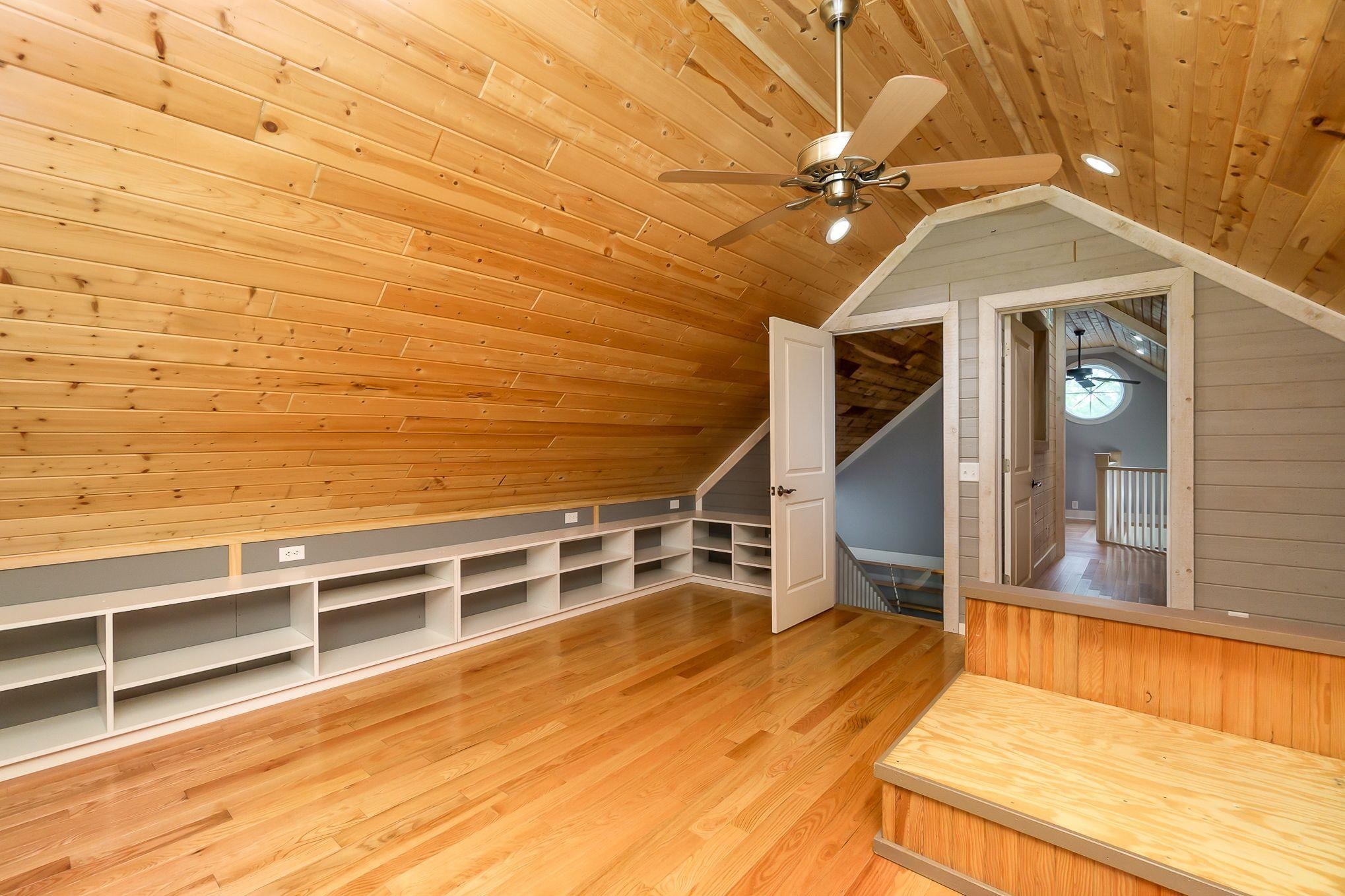 5633 East Olive Road Breckenridge, MI 48615 - Photo 23 of 41 1901176-22.JPG