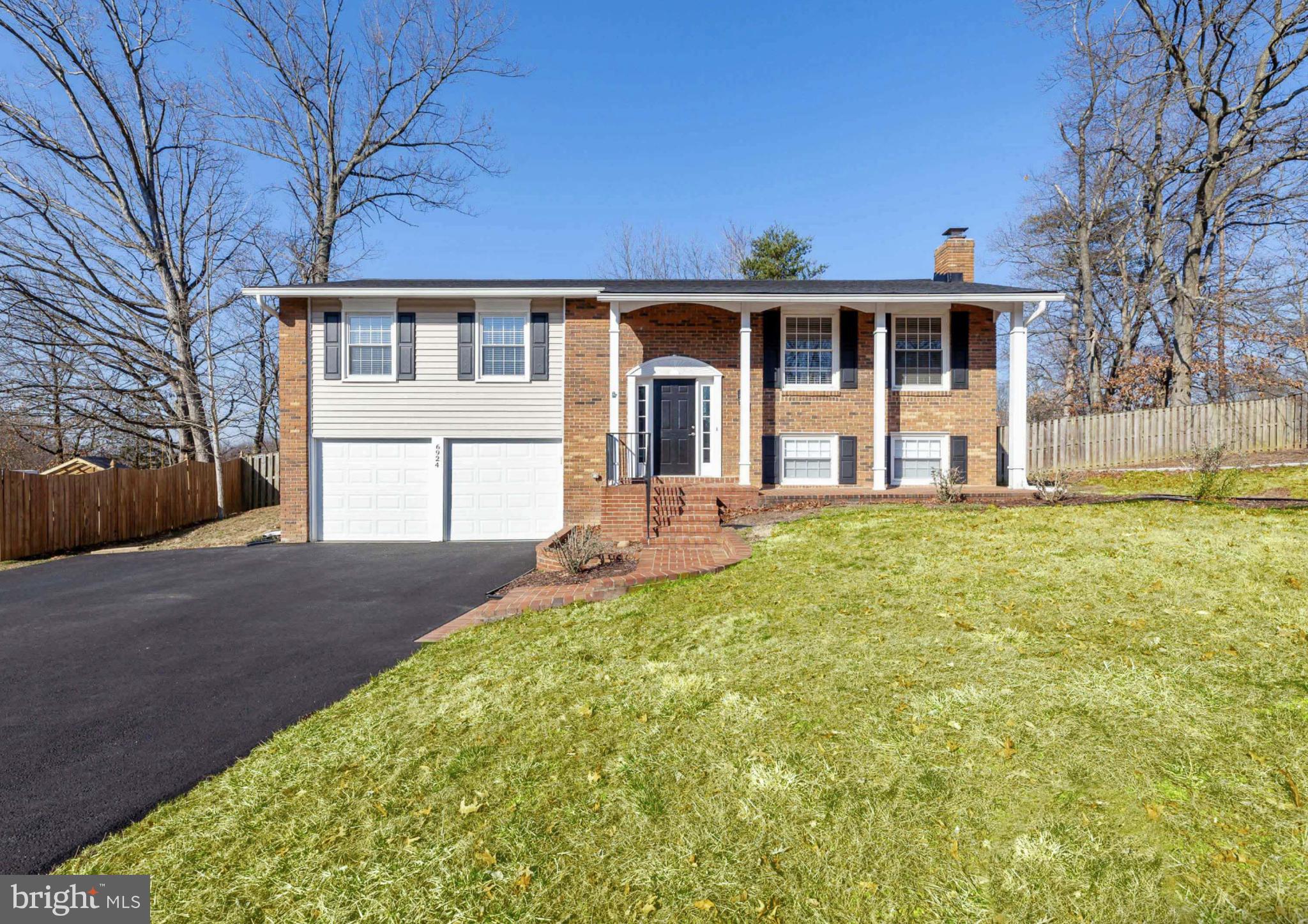 6924 Spur Road Springfield, VA 22153 - Photo 2 of 42