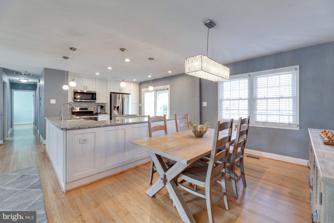 6924 Spur Road Springfield, VA 22153 - Photo 7 of 42