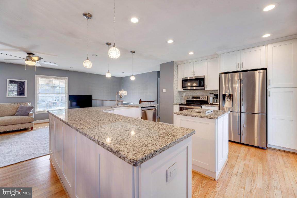 6924 Spur Road Springfield, VA 22153 - Photo 8 of 42