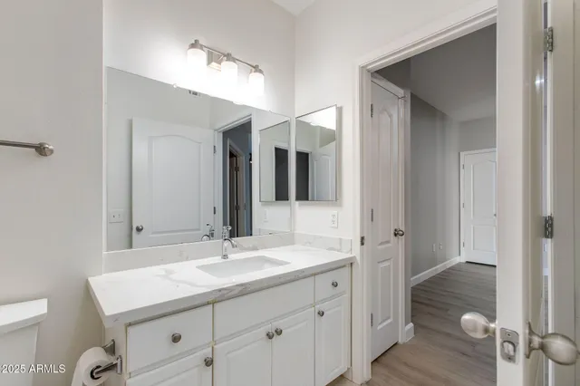 $1,800 | 1701 East Colter Street, Unit 218, Phoenix, AZ 85016