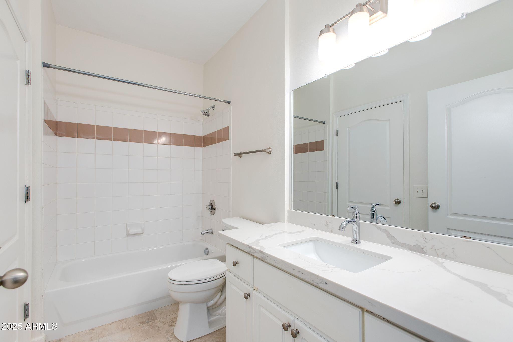 1701 East Colter Street, Unit 218 Phoenix, AZ 85016 - Photo 9 of 25 15-Colter