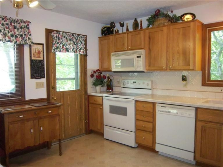11189 North Hillman Road Lakeview, MI 48850 - Photo 4 of 24 Additional Photo