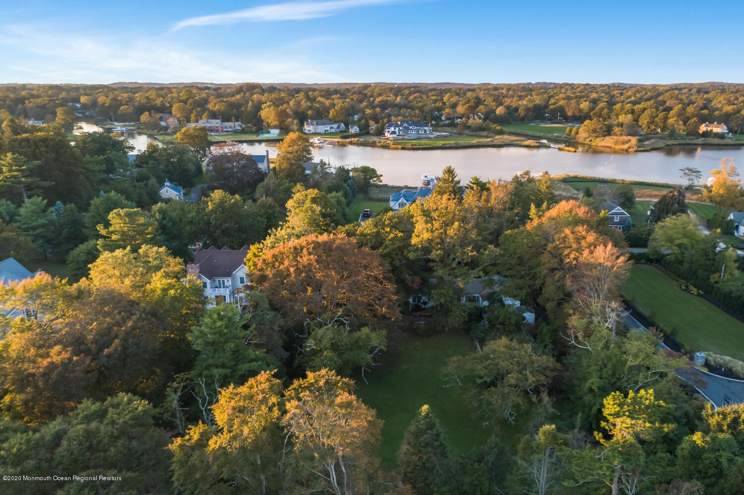 500 Little Silver Point Road Little Silver, NJ 07739 - Photo 4 of 7 500 Little Silver Point Rd-large-010-017