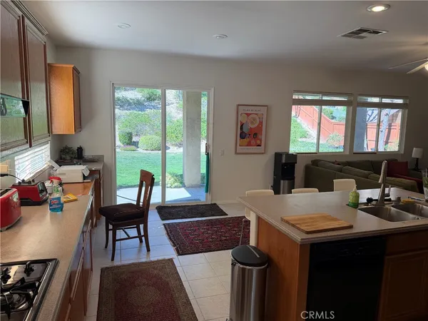 $3,795 | 31570 Lakeridge Court, Temecula, CA 92591