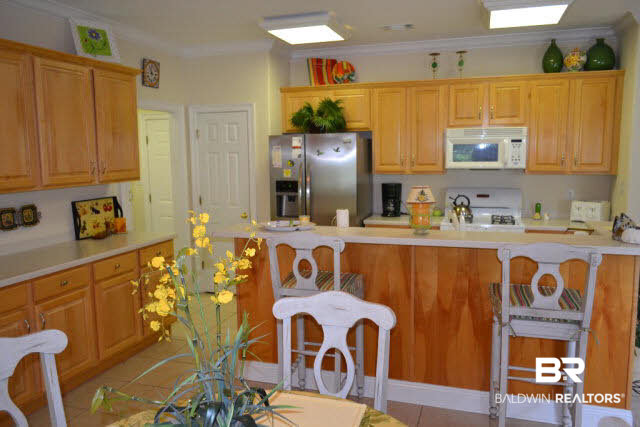 9254 Lakeview Drive Foley, AL 36535 - Photo 11 of 38 Breakfast/Kitchen