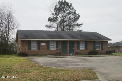 $190,000 | 1702 Birchwood Drive Southeast, Wilson, NC 27893