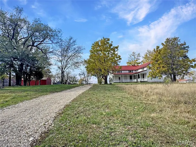 $799,000 | 1933 4 Mile Road, Washington, MO 63090