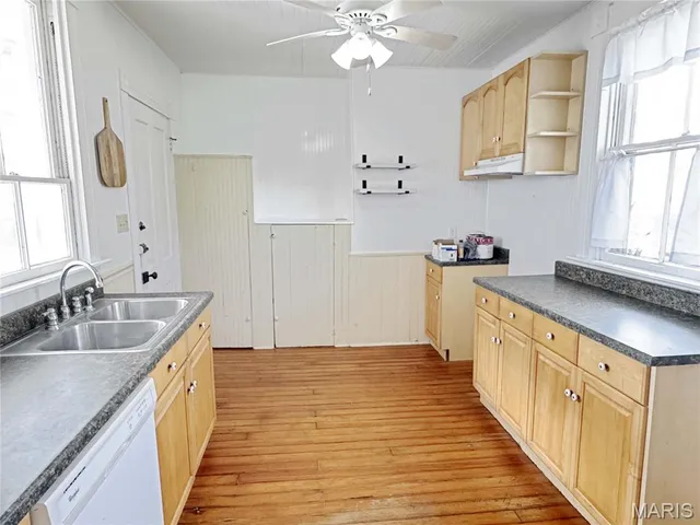 $799,000 | 1933 4 Mile Road, Washington, MO 63090