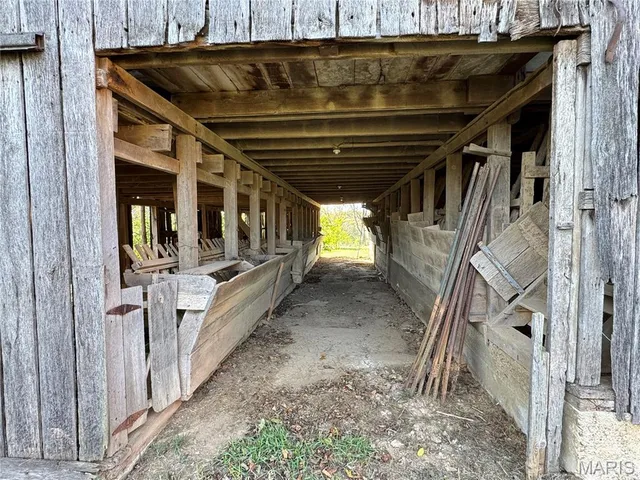 $799,000 | 1933 4 Mile Road, Washington, MO 63090