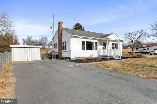$239,900 | 7974 Tomstown Road, Waynesboro, PA 17268