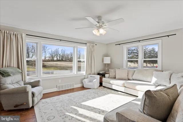 $239,900 | 7974 Tomstown Road, Waynesboro, PA 17268