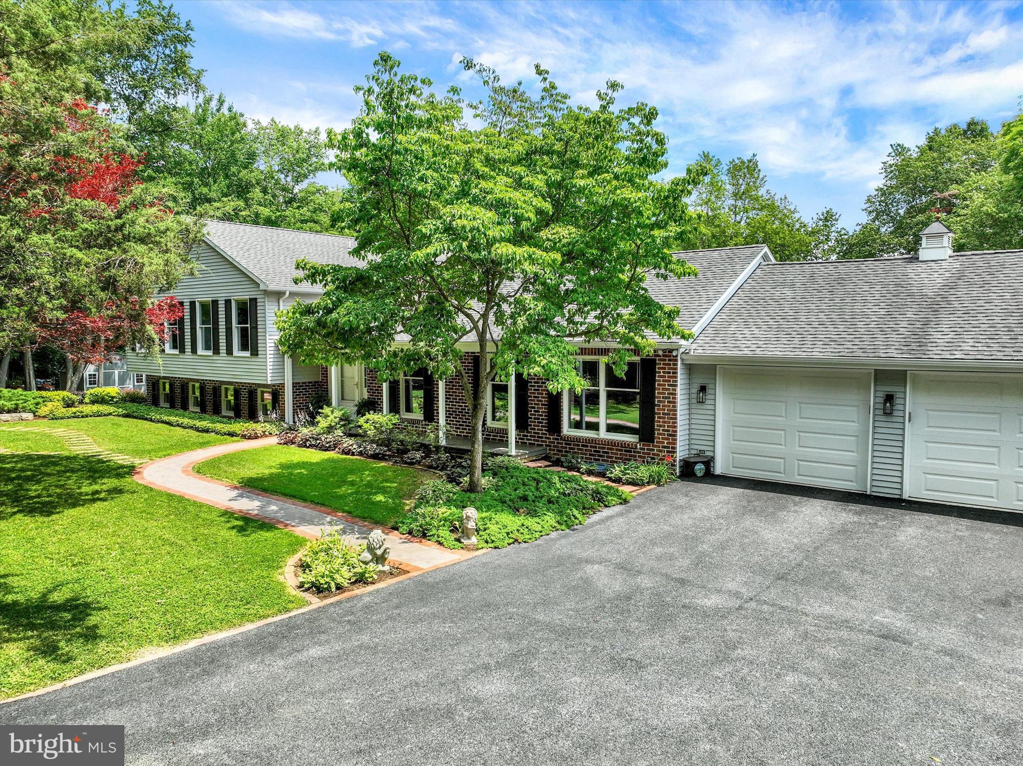 11013 Kline Road New Freedom, PA 17349 - Photo 5 of 57