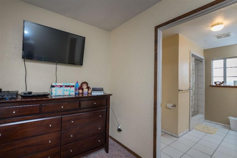 4663 Cove Road Reedley, CA 93654 - Photo 16 of 32 Gallery Image 16