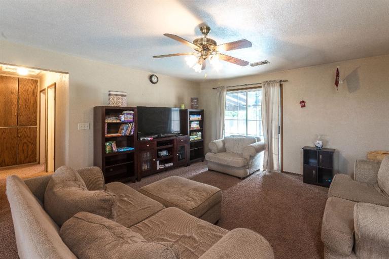 4663 Cove Road Reedley, CA 93654 - Photo 6 of 32 Gallery Image 6