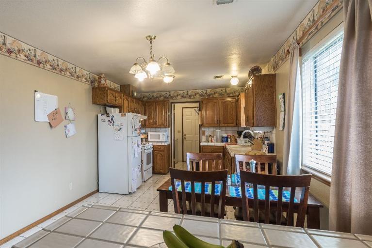 4663 Cove Road Reedley, CA 93654 - Photo 10 of 32 Gallery Image 10