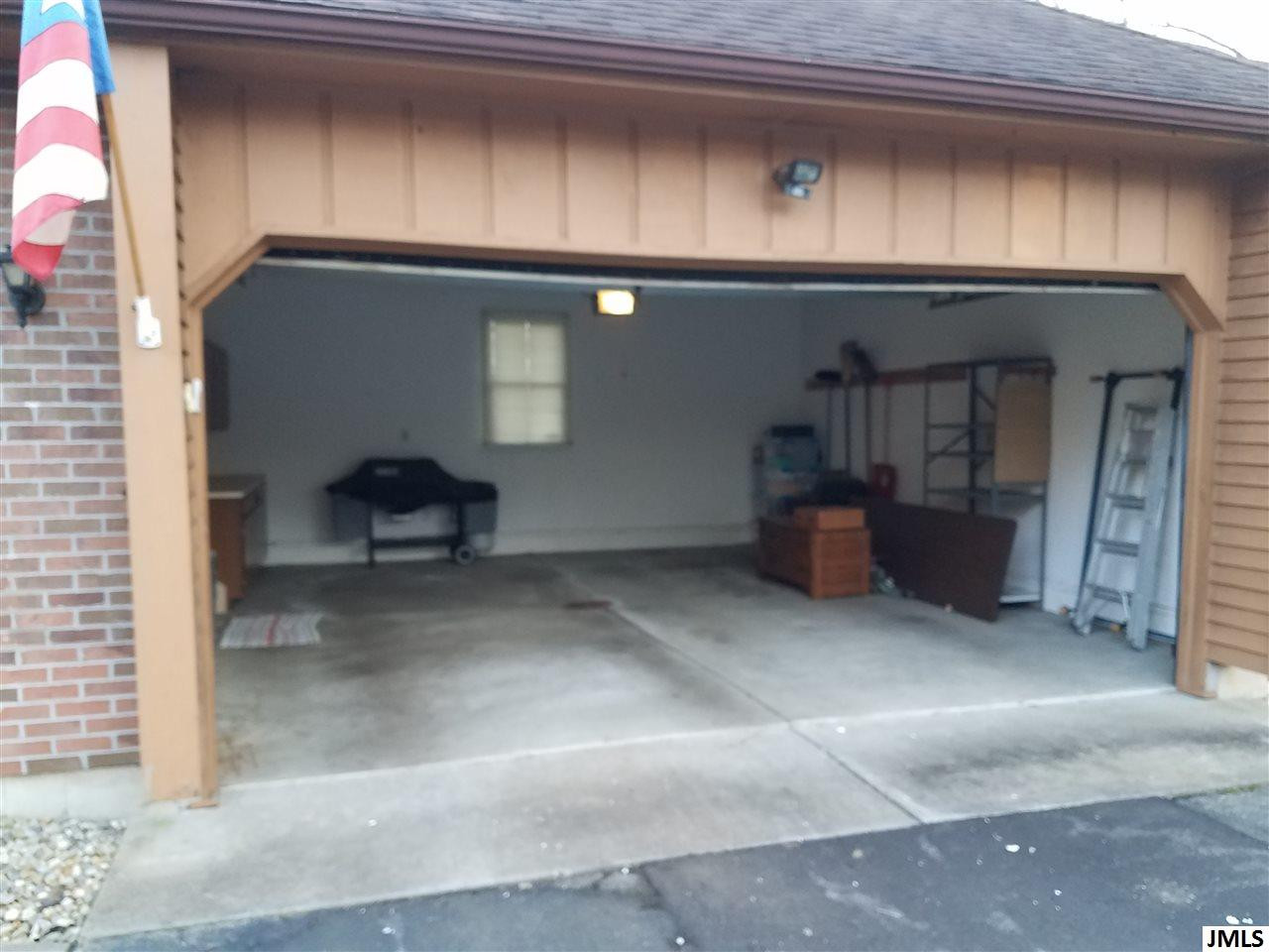 2023 Rendall Drive, Unit 23 Jackson, MI 49201 - Photo 5 of 24 Photo 5