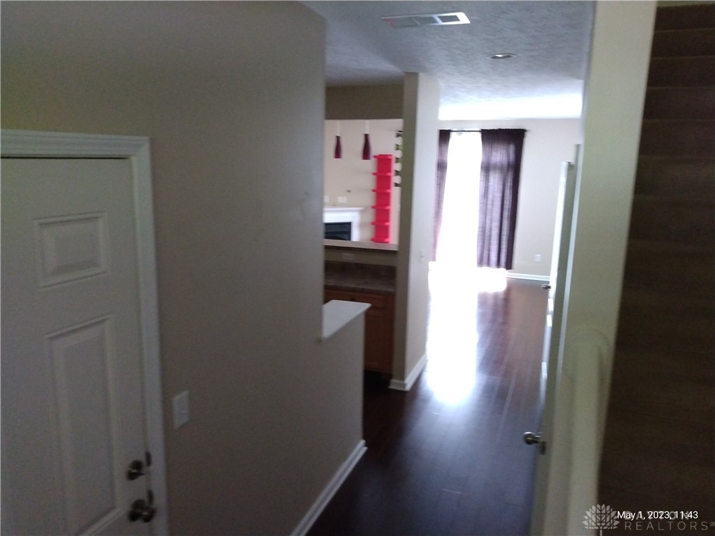 4348 Straight Arrow Road Beavercreek, OH 45430 - Photo 4 of 25 Gallery Image 4