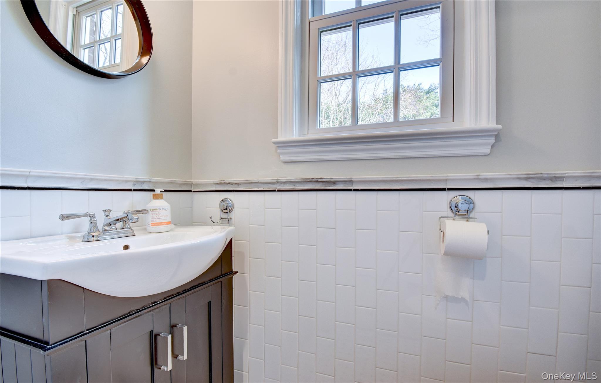 61 Kathwood Road White Plains, NY 10607 - Photo 13 of 47