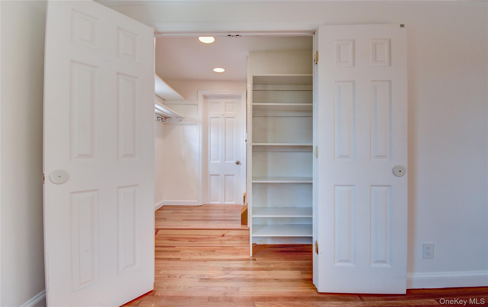 61 Kathwood Road White Plains, NY 10607 - Photo 29 of 47