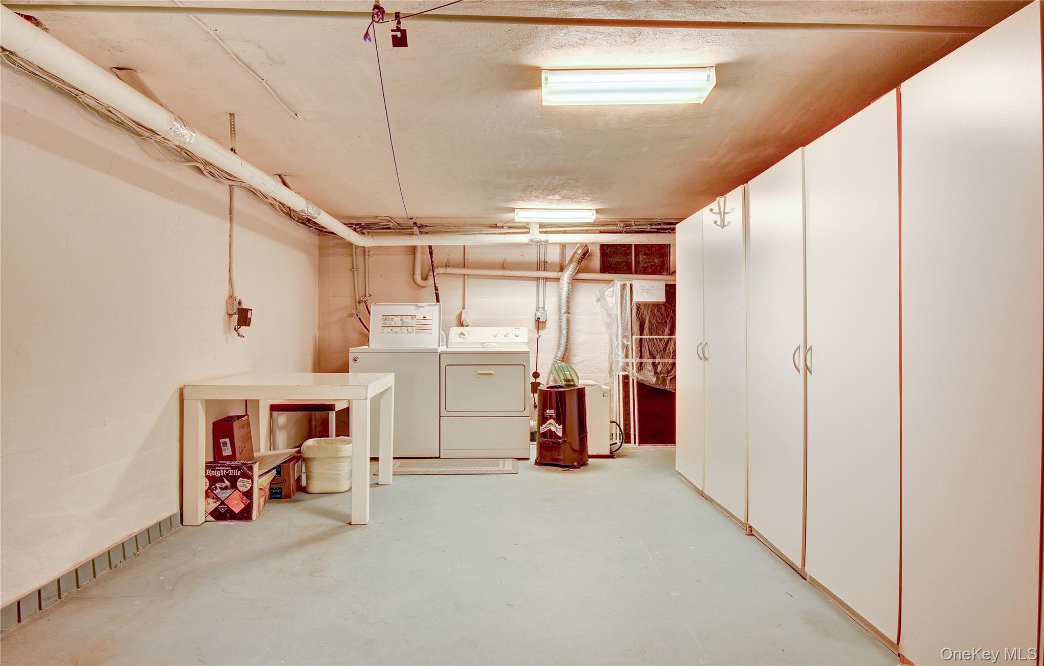 61 Kathwood Road White Plains, NY 10607 - Photo 38 of 47