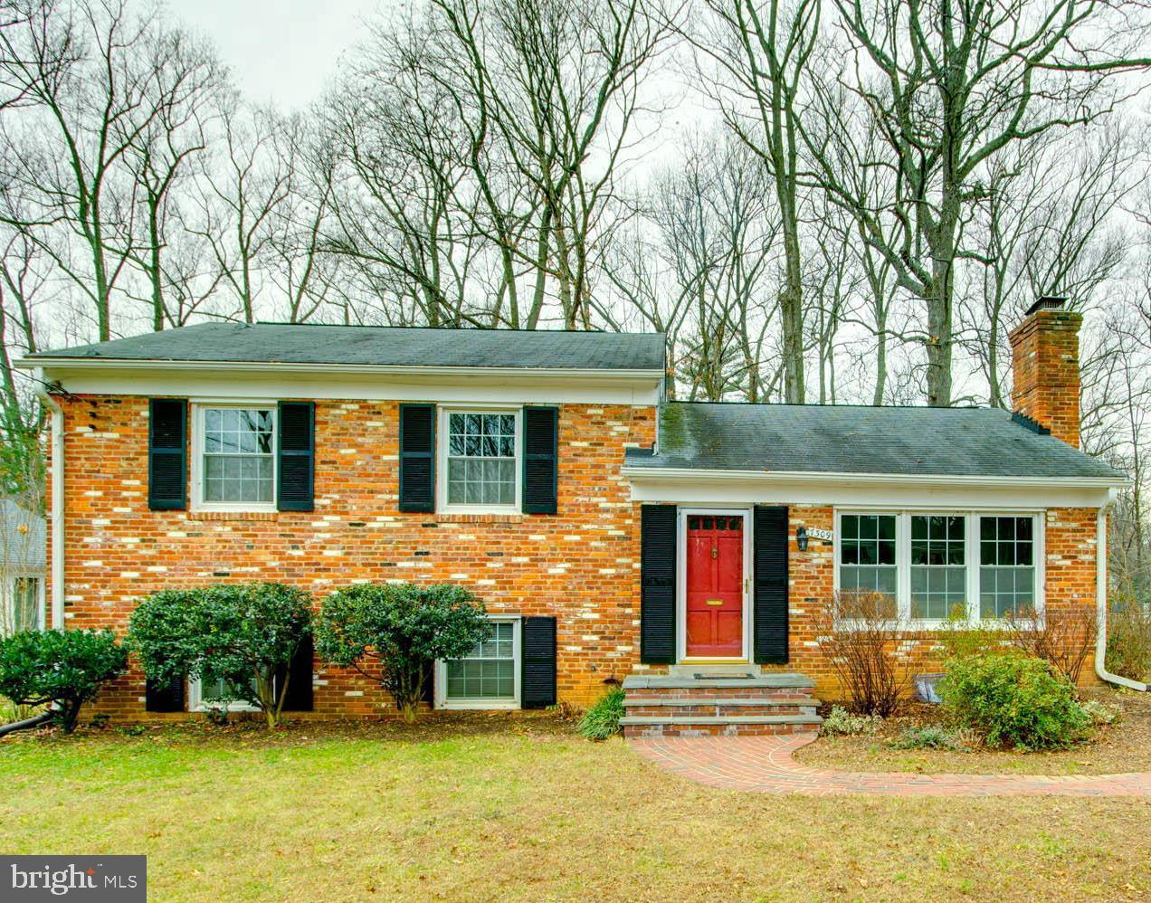 7309 Pinecastle Road Falls Church, VA 22043 - Photo 1 of 57 4-Level Brick Split in popular Falls Hill