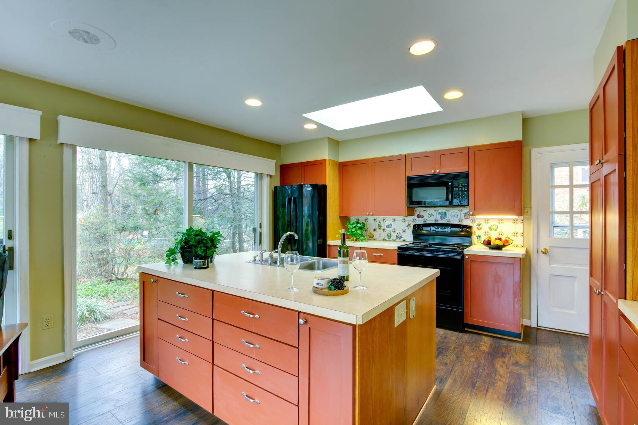 7309 Pinecastle Road Falls Church, VA 22043 - Photo 14 of 57 Center island with double sink.
