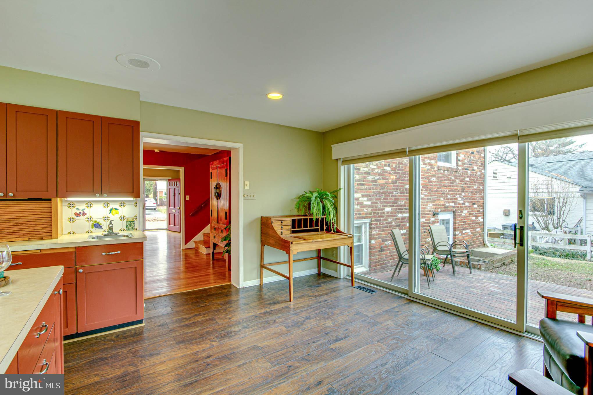 7309 Pinecastle Road Falls Church, VA 22043 - Photo 20 of 57 Can you believe how much space in this area?