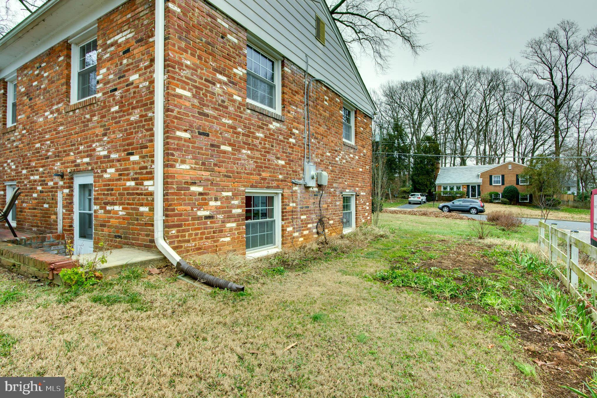 7309 Pinecastle Road Falls Church, VA 22043 - Photo 50 of 57 Sunny side yard offers a cultivated garden area!