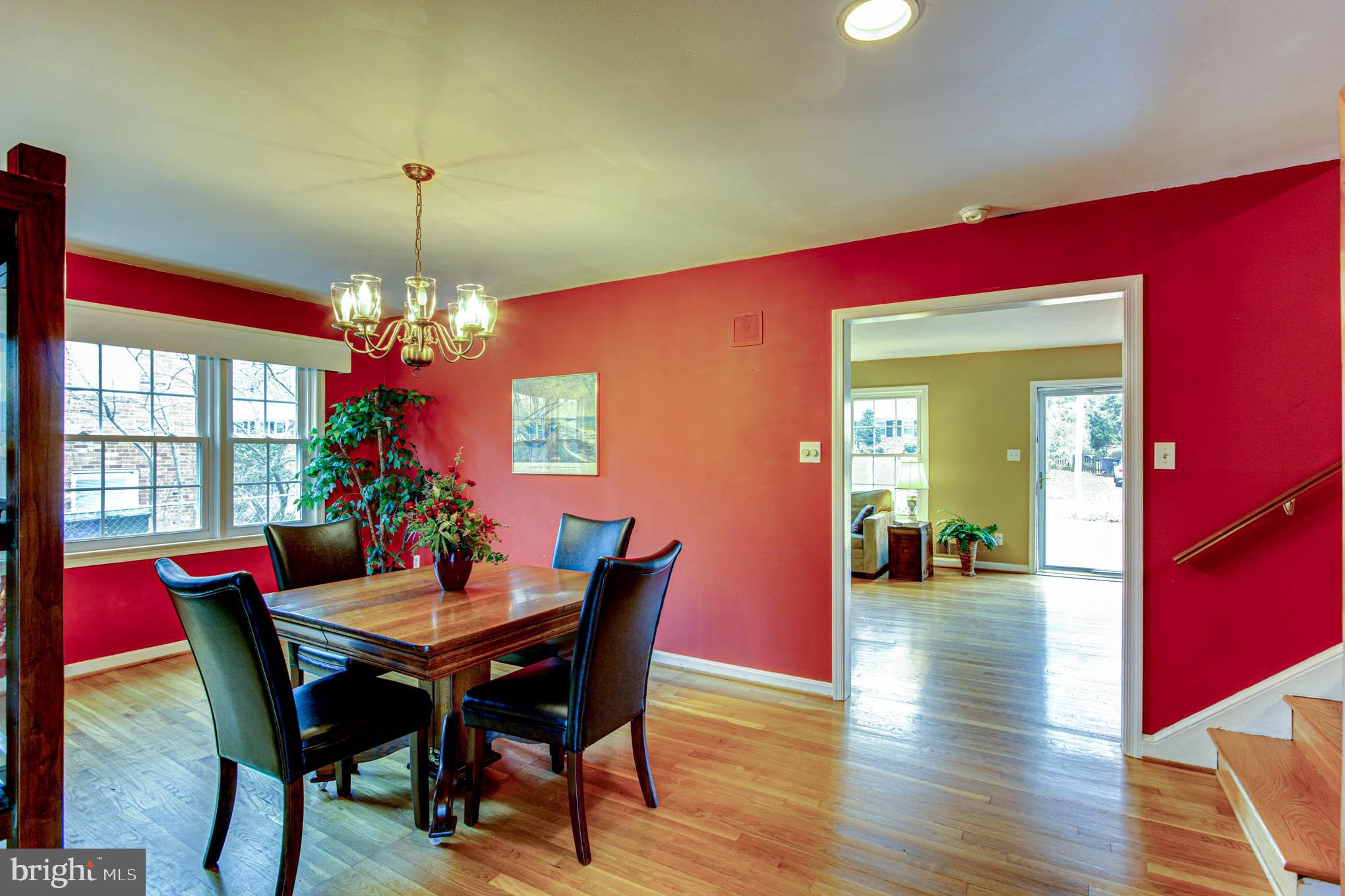 7309 Pinecastle Road Falls Church, VA 22043 - Photo 10 of 57 Beautiful oak floors in dining room, too!