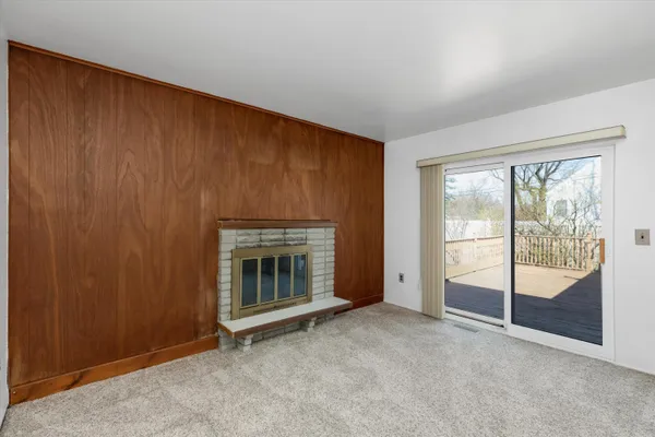 $225,000 | 27317 Welsh Drive, Warren, MI 48092