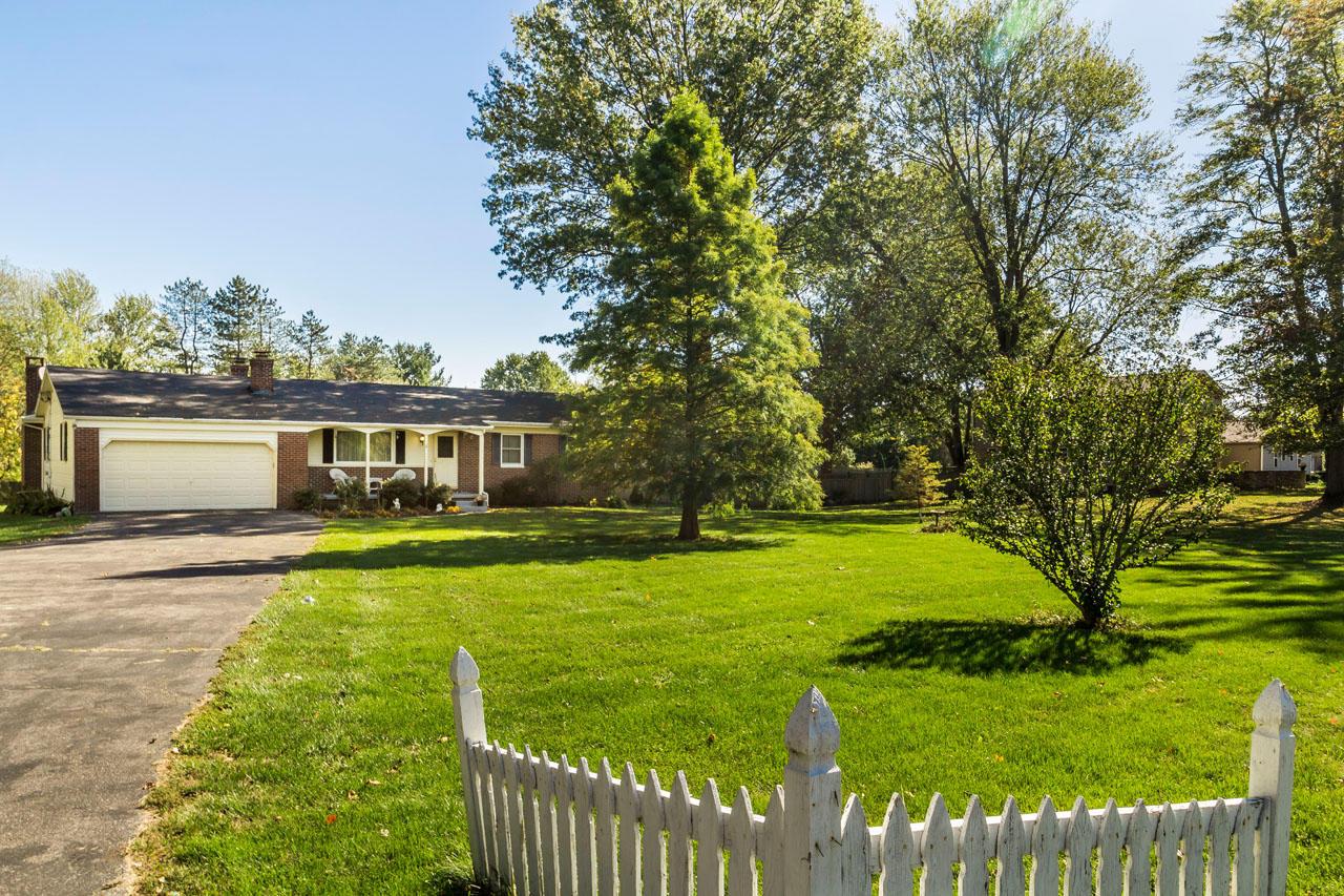 3295 Liberty Road Delaware, OH 43015 - Photo 4 of 37 Gallery Image 4