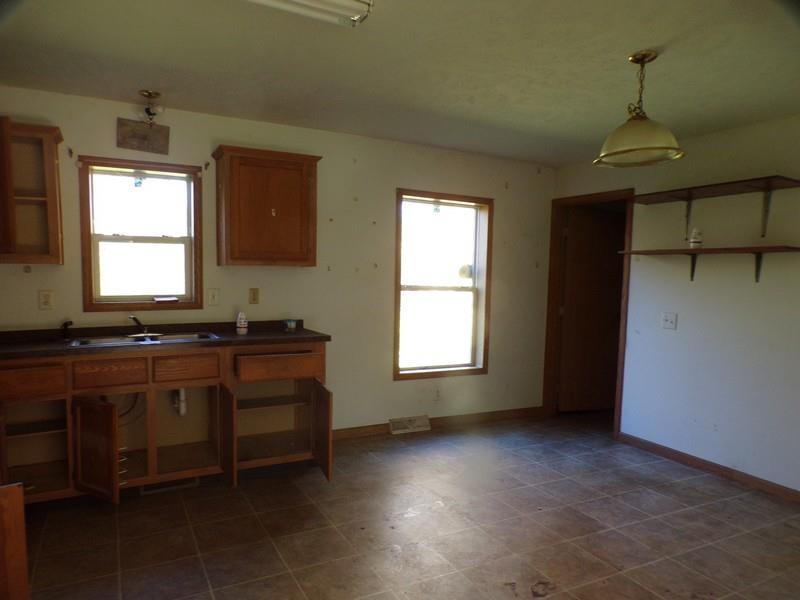 1571 Colwood Road Caro, MI 48723 - Photo 3 of 17 Gallery Image 3