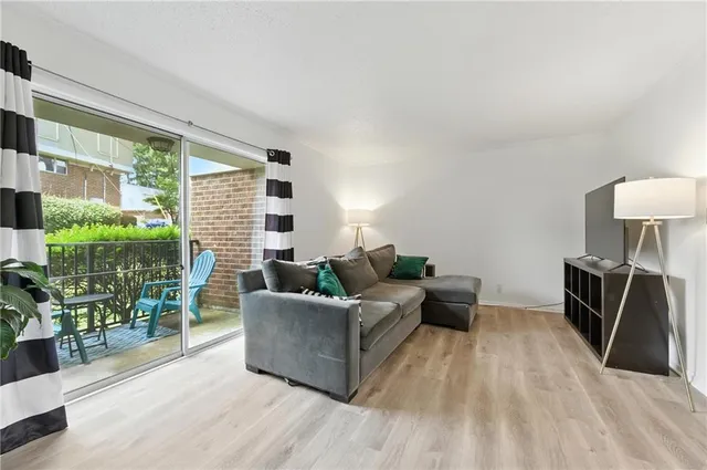 $205,000 | 3301 Henderson Mill Road, Unit AA3, Atlanta, GA 30341