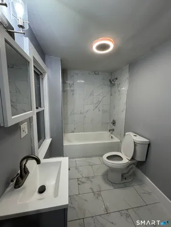 $2,000 | 32 Alstrum Street, Unit 2, Hamden, CT 06514