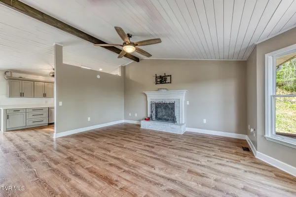 $429,000 | 4127 Grey Fox Drive, Kingsport, TN 37664