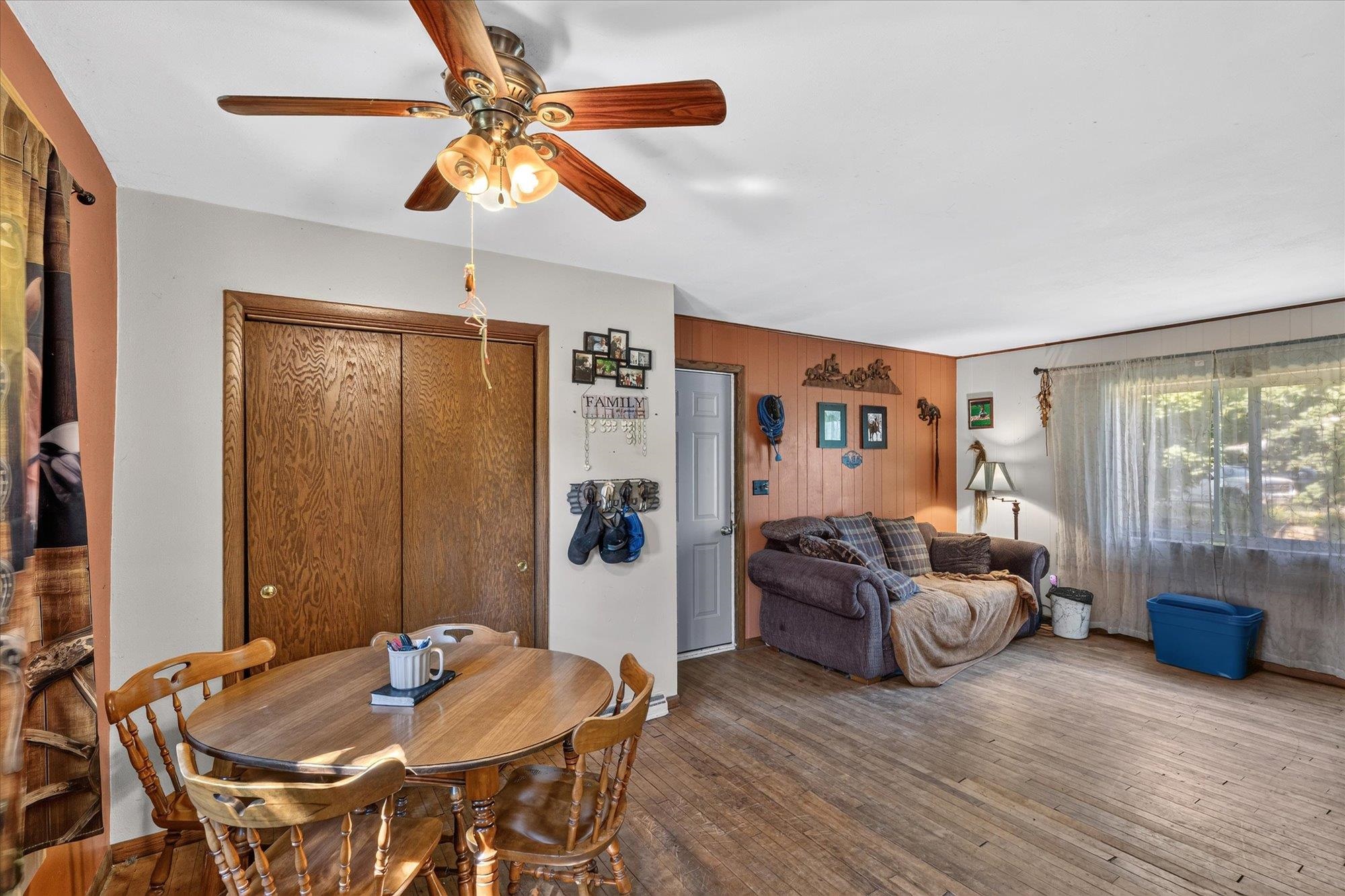 1866 Oakridge Road Neenah, WI 54956 - Photo 30 of 31