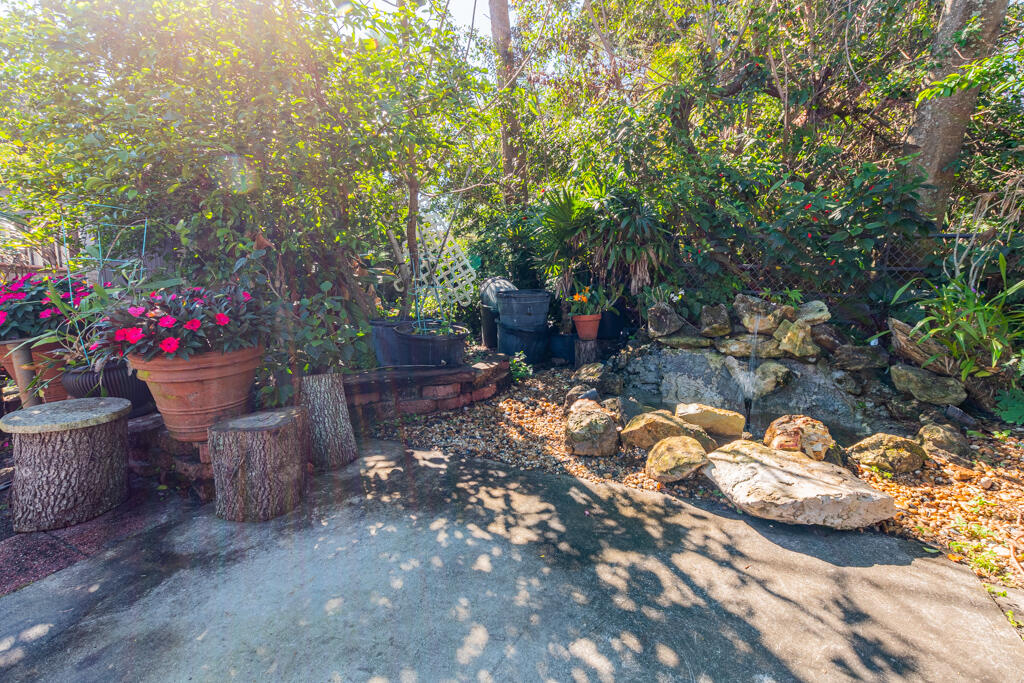 5912 Banana Road Royal Palm Estates, FL 33413 - Photo 17 of 23 DSC_0104-HDR