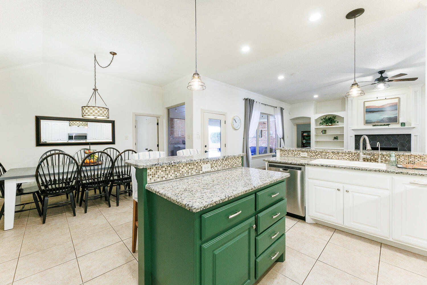 3012 109th Street Lubbock, TX 79423 - Photo 23 of 60 Kitchen