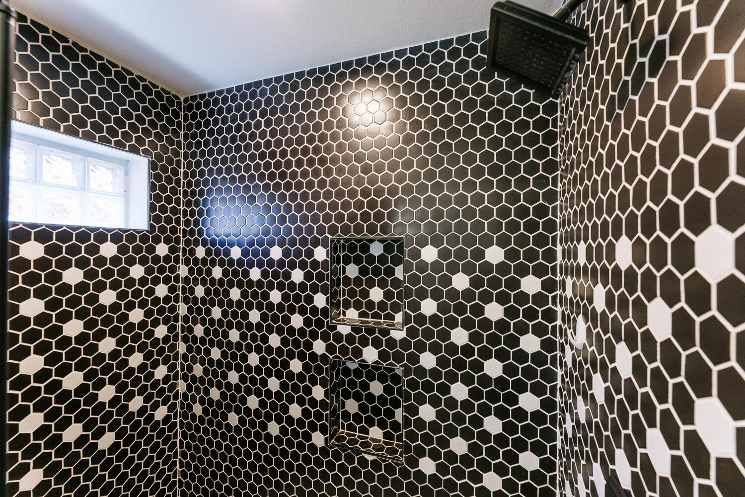 3012 109th Street Lubbock, TX 79423 - Photo 30 of 60 Primary Bathroom
