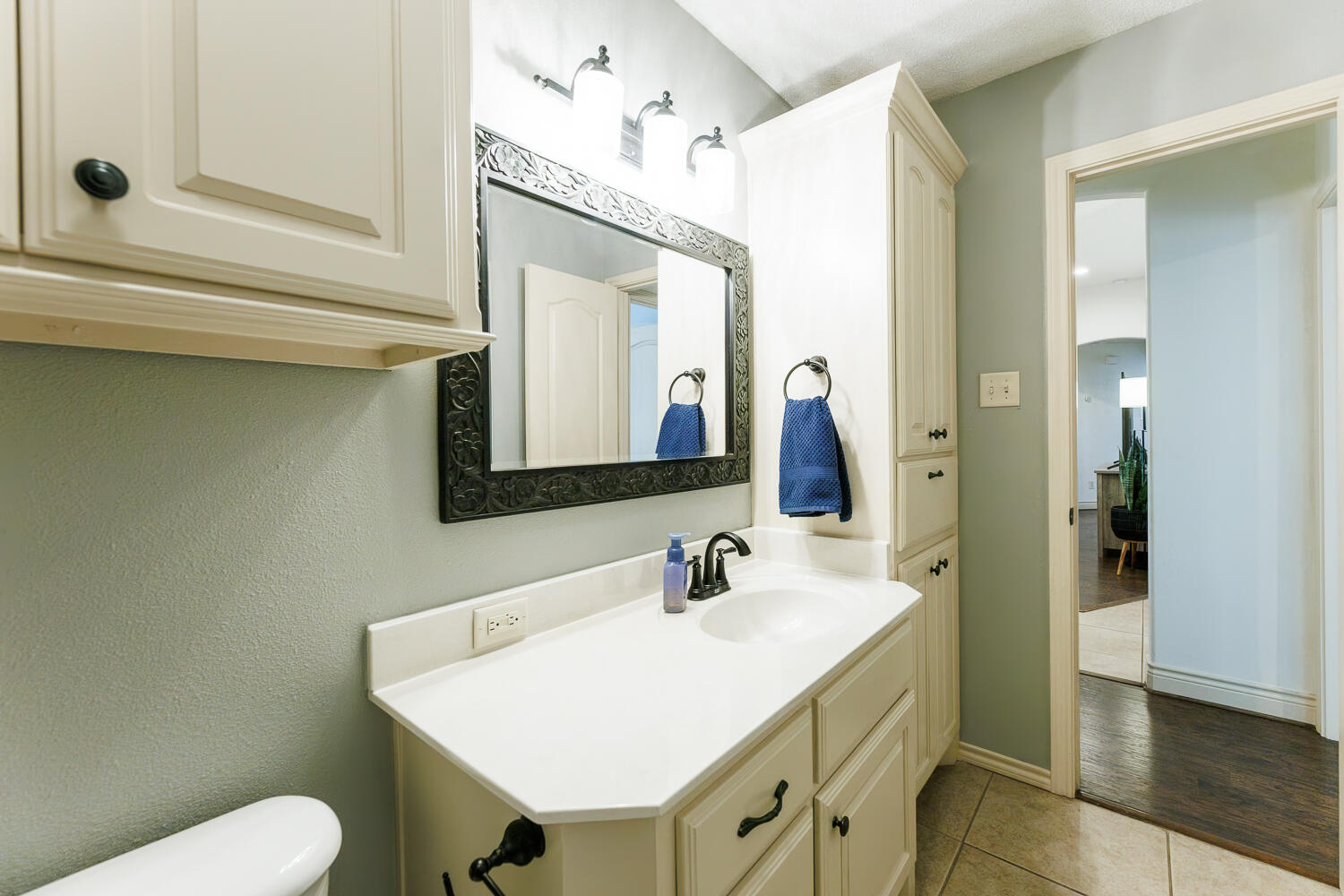 3012 109th Street Lubbock, TX 79423 - Photo 40 of 60 Second Bathroom