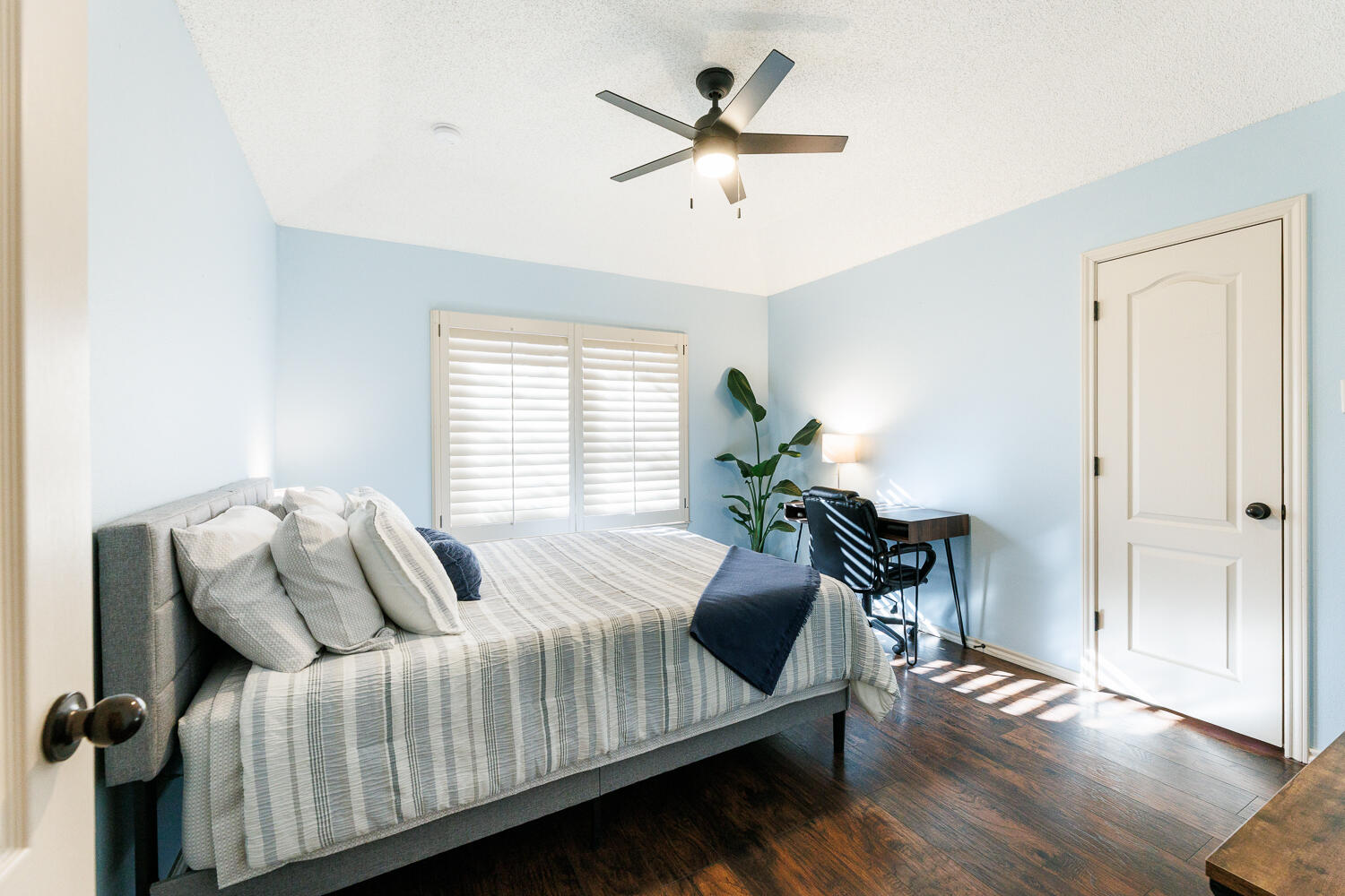 3012 109th Street Lubbock, TX 79423 - Photo 41 of 60 Third Bedroom