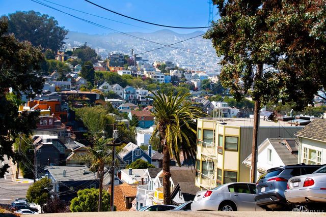 $1,350,000 | 569 Peralta Avenue, San Francisco, CA 94110