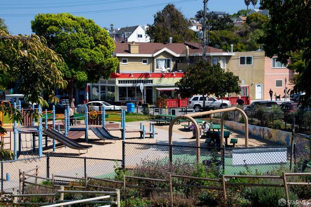 $1,350,000 | 569 Peralta Avenue, San Francisco, CA 94110