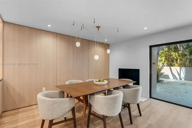 $925,000 | 6611 Southwest 72nd Street, Unit 38, South Miami, FL 33143